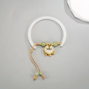Hotan Jade Rabbit/Safety Lock Female Bracelet